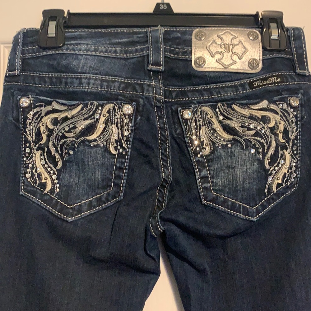 Miss me dark wash with feather detail